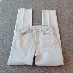 LEVI'S 501 Jeans Women's 27x32 Blue Denim Light‎ Wash 5 Button Fly Red Tab Taper